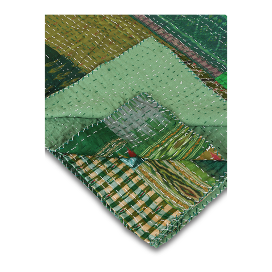 Throw patchwork groen 170x230 sideview