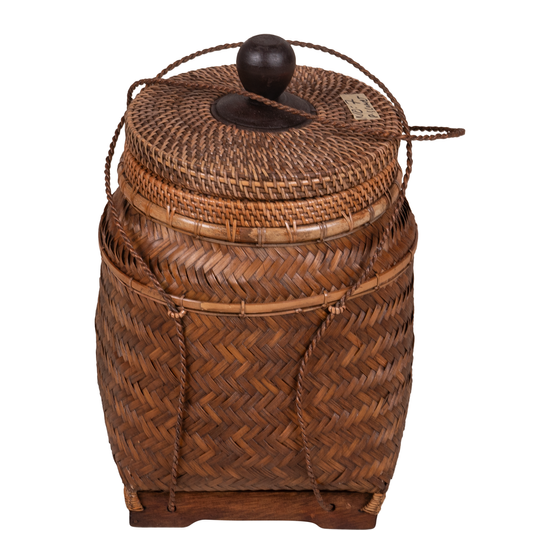Basket with lid Lombok weaving brown sideview