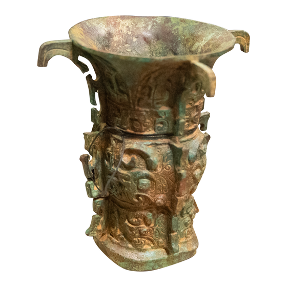 Pot bronze decorated sideview