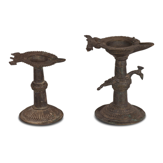 Oil lamp Tribal temple brass sideview