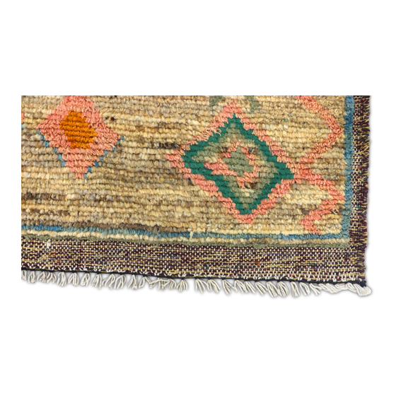 Moroccan rug 232x160 sideview