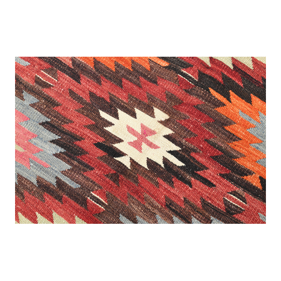 Kilim old 297x163 sideview